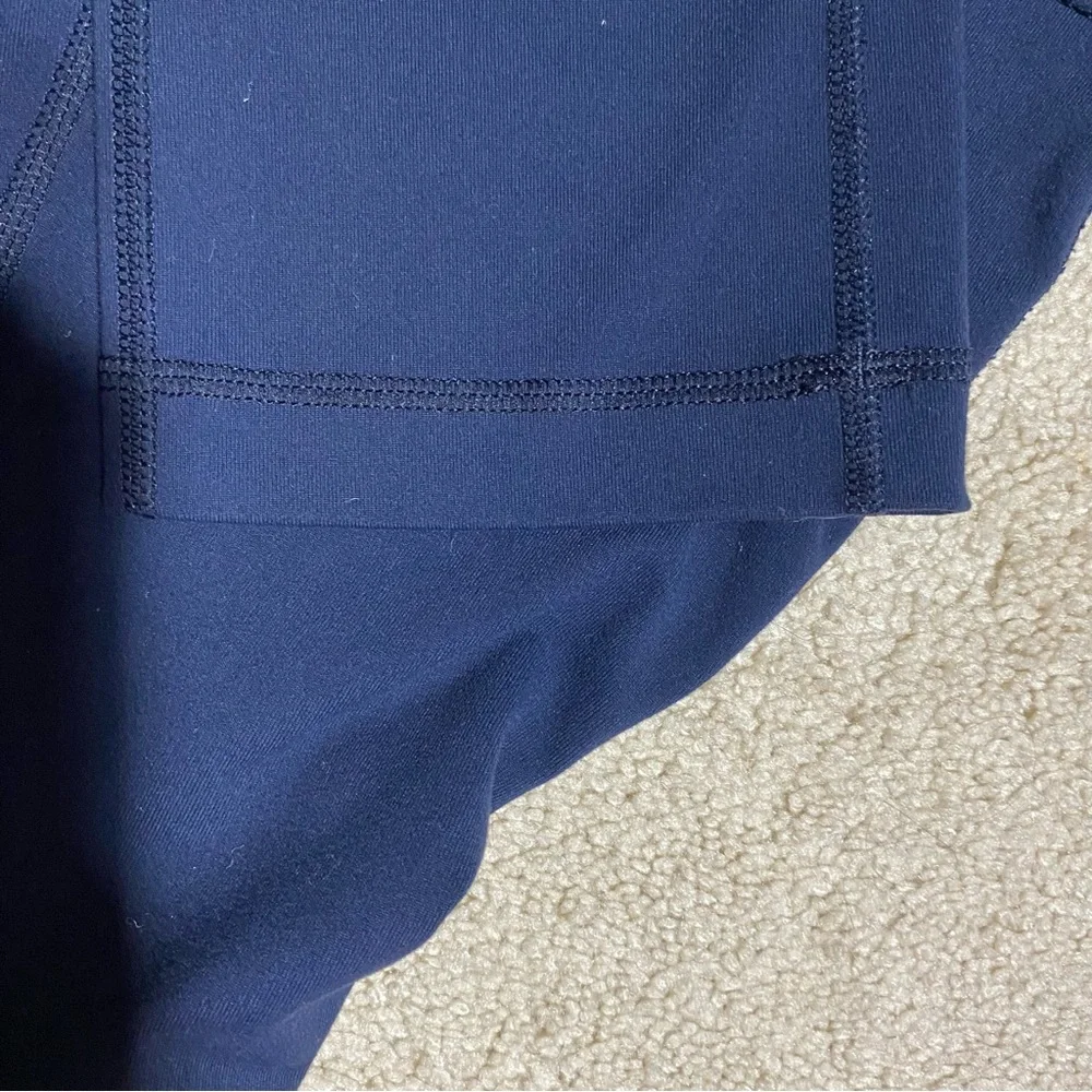 Lululemon straight leg legging navy - Picture 3 of 5